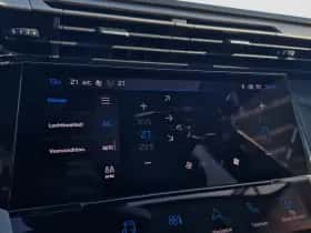 Peugeot 308 (2023) thumbnail 19