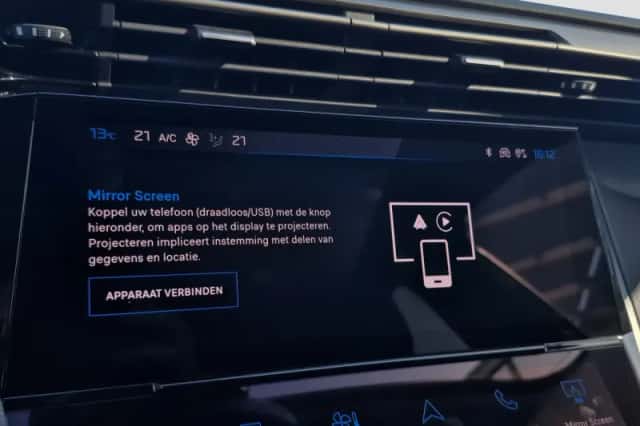 Peugeot 308 (2023) thumbnail 22