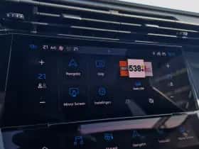 Peugeot 308 (2023) thumbnail 25