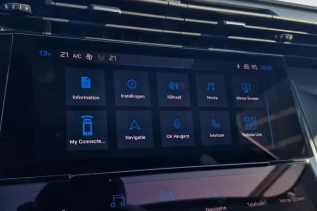 Peugeot 308 (2023) thumbnail 27