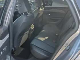 Peugeot 308 (2023) thumbnail 35