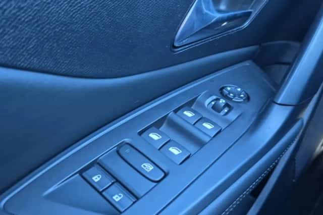 Peugeot 308 (2023) thumbnail 36