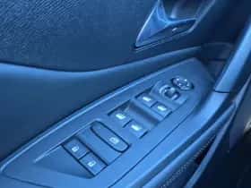 Peugeot 308 (2023) thumbnail 36