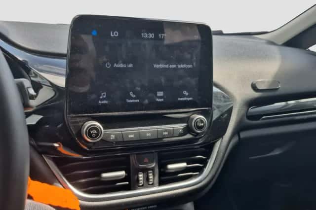 Ford Fiesta (2022) thumbnail 13