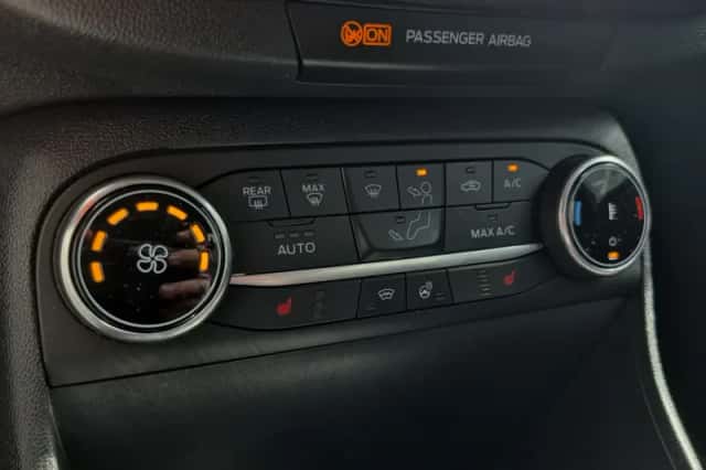 Ford Fiesta (2022) thumbnail 26