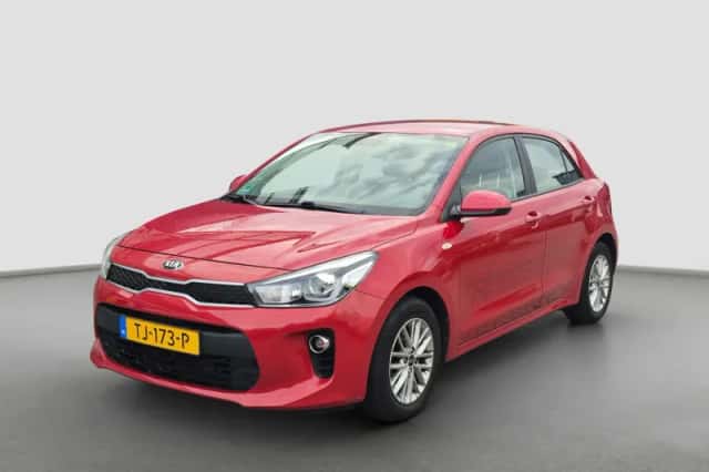 Kia Rio (2018) thumbnail 1