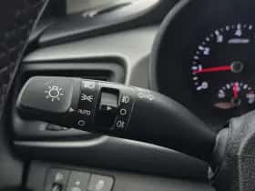 Kia Rio (2018) thumbnail 25