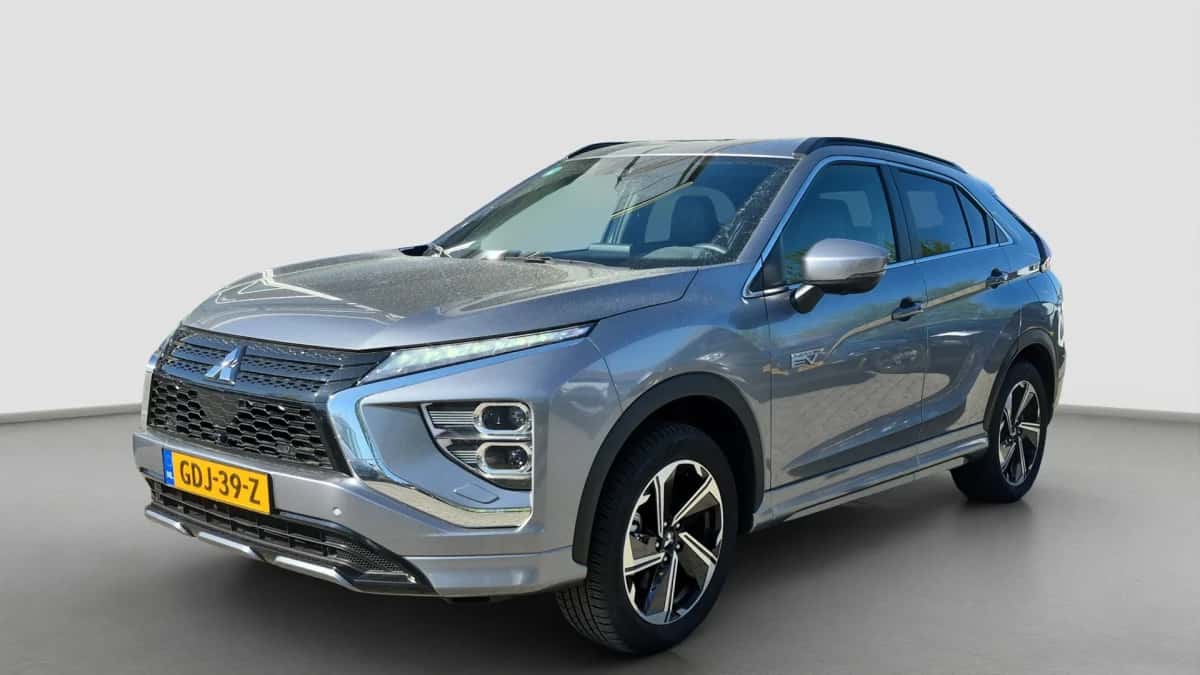 Mitsubishi Eclipse Cross (2024) — foto 1