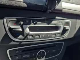 Renault Mégane (2011) thumbnail 17