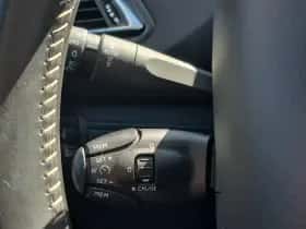 Peugeot 308 (2019) thumbnail 14