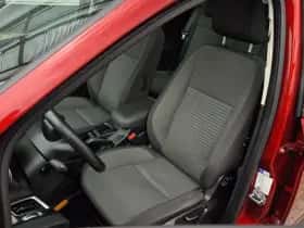 Ford C-Max (2016) thumbnail 34