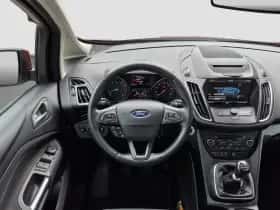 Ford C-Max (2016) thumbnail 9
