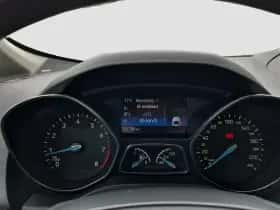 Ford C-Max (2016) thumbnail 10
