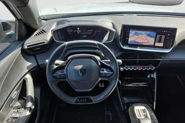 Peugeot e-2008 (2024) thumbnail 8