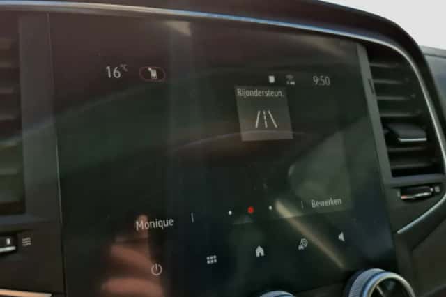 Renault Mégane (2020) thumbnail 16