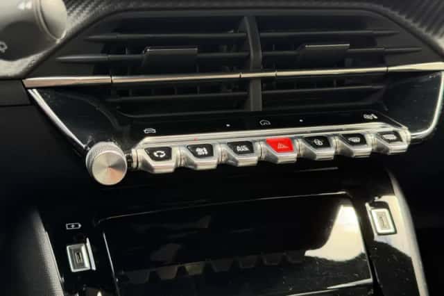 Peugeot 208 (2025) thumbnail 29