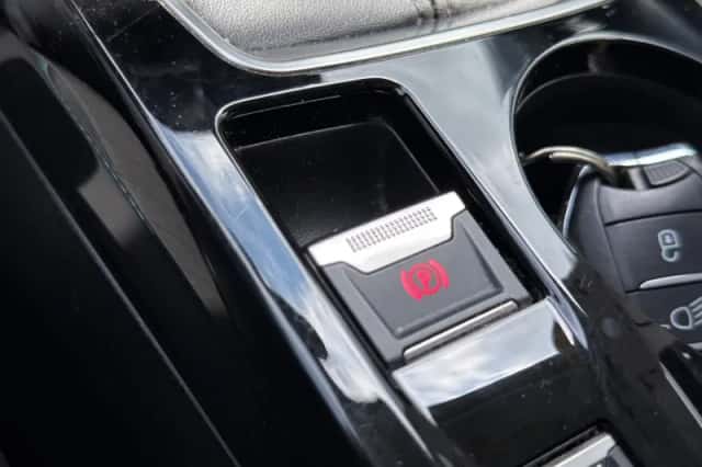 Peugeot 208 (2020) thumbnail 26