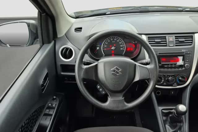 Suzuki Celerio (2017) thumbnail 10