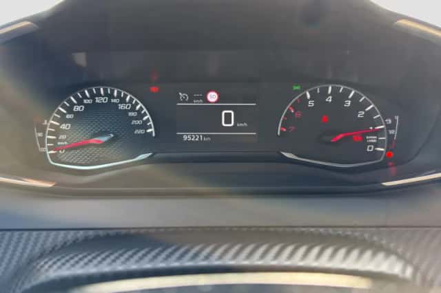 Peugeot 208 (2021) thumbnail 11
