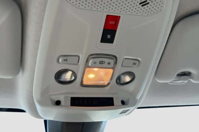 Peugeot 208 (2021) thumbnail 25