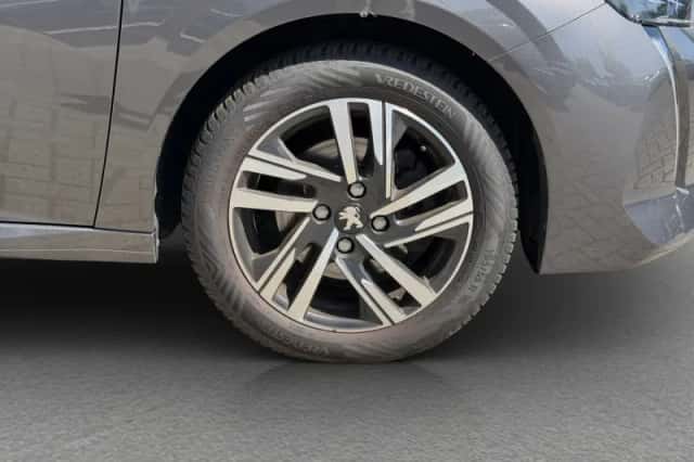 Peugeot 208 (2021) thumbnail 32