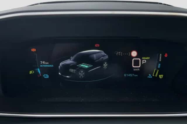 Peugeot e-2008 (2021) thumbnail 15