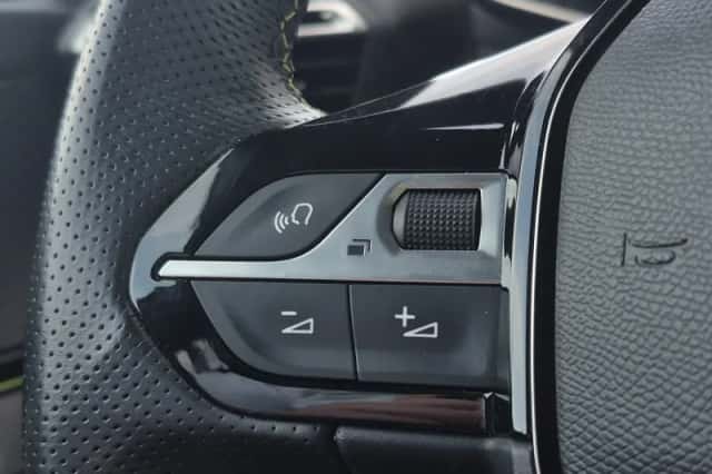 Peugeot e-2008 (2021) thumbnail 30