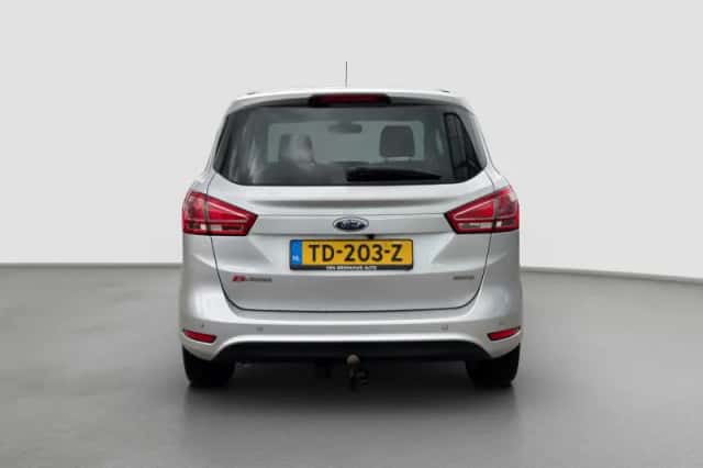 Ford B-Max (2017) thumbnail 4