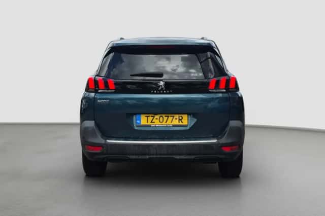 Peugeot 5008 (2018) thumbnail 5
