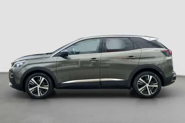 Peugeot 3008 (2018) thumbnail 3