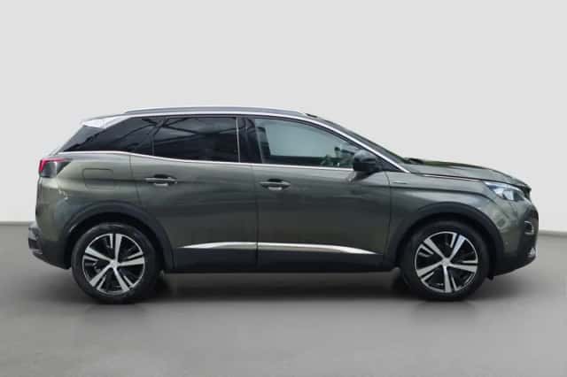 Peugeot 3008 (2018) thumbnail 5