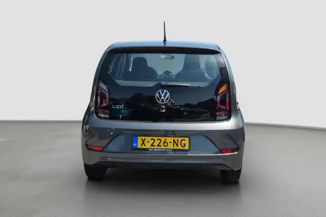 Volkswagen Up! (2024) thumbnail 4