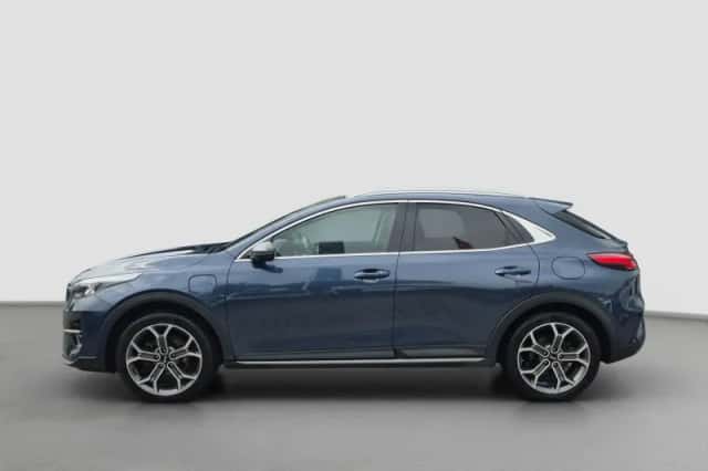 Kia XCeed (2021) thumbnail 2