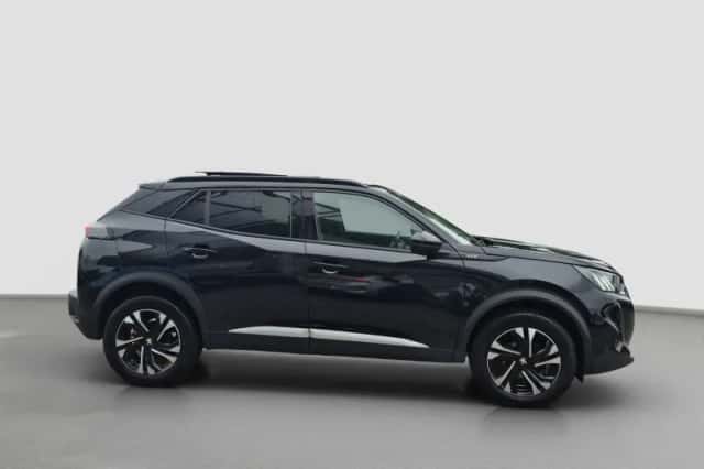 Peugeot 2008 (2021) thumbnail 2