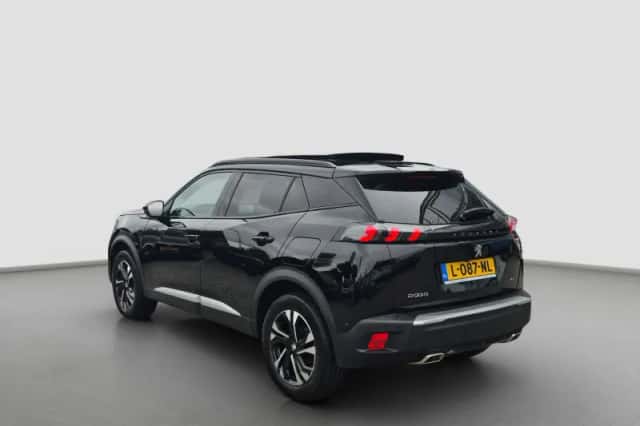 Peugeot 2008 (2021) thumbnail 3