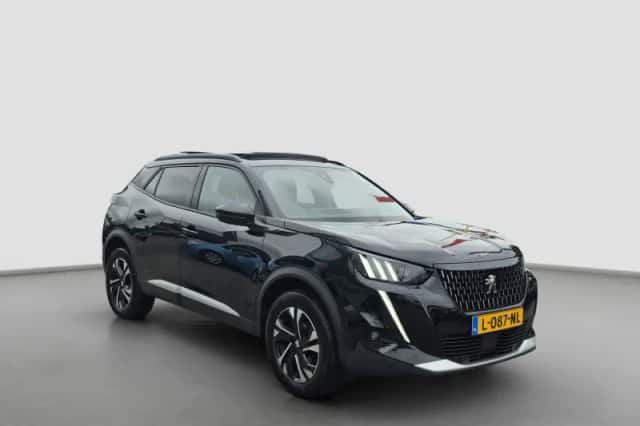 Peugeot 2008 (2021) thumbnail 5