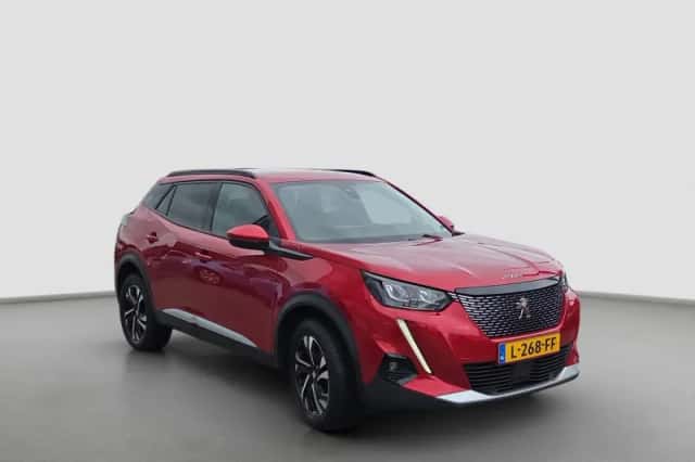 Peugeot 2008 (2021) thumbnail 5