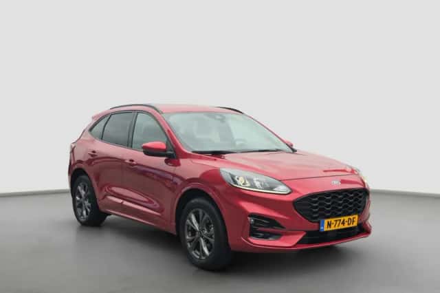 Ford Kuga (2021) thumbnail 4