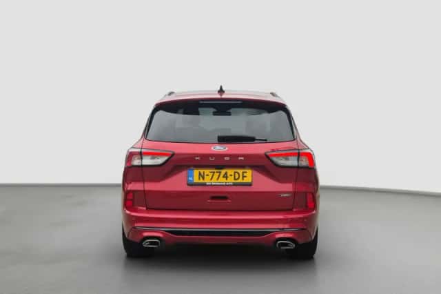 Ford Kuga (2021) thumbnail 5