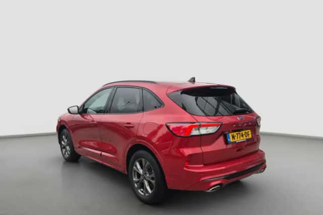 Ford Kuga (2021) thumbnail 6