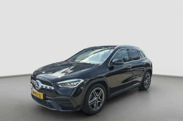 Mercedes-Benz GLA-Klasse (2021) thumbnail 1