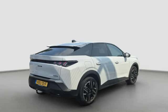 Peugeot 3008 (2025) thumbnail 5