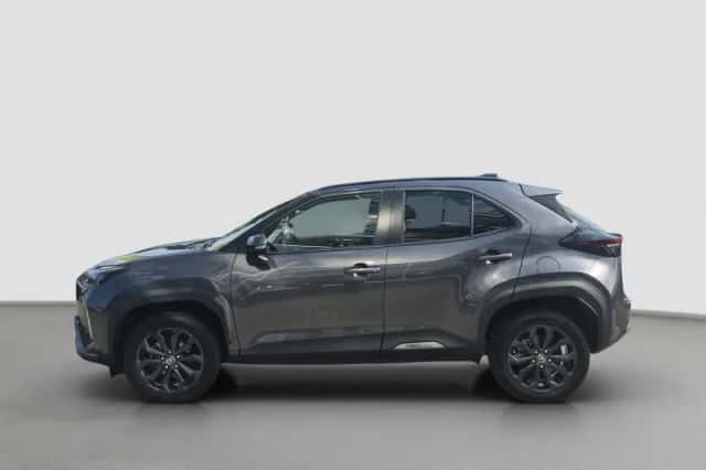 Toyota Yaris Cross (2023) thumbnail 2