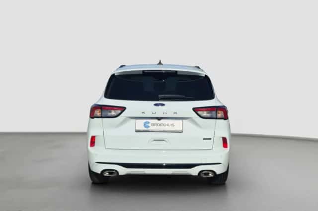 Ford Kuga (2023) thumbnail 4