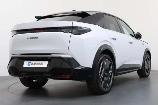 Peugeot e-3008 (2026) thumbnail 2