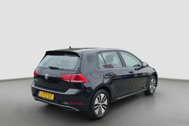 Volkswagen E-Golf (2020) thumbnail 2