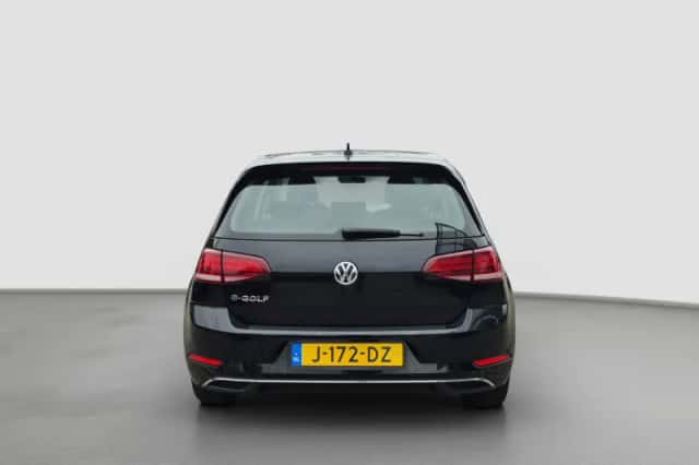 Volkswagen E-Golf (2020) thumbnail 5