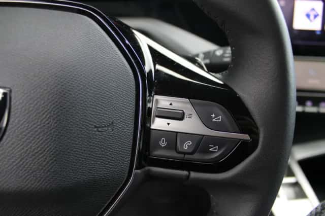 Peugeot 308 (2023) thumbnail 11