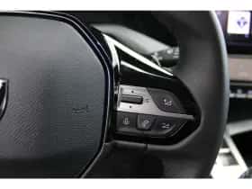 Peugeot 308 (2023) thumbnail 11