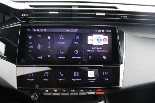 Peugeot 308 (2023) thumbnail 12